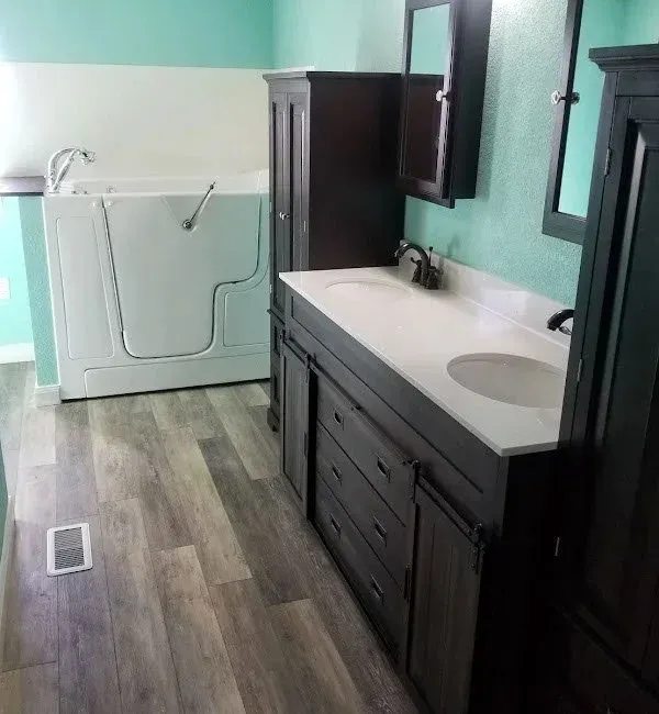 Finished view of the Walk in Tub bathroom remodeling project
