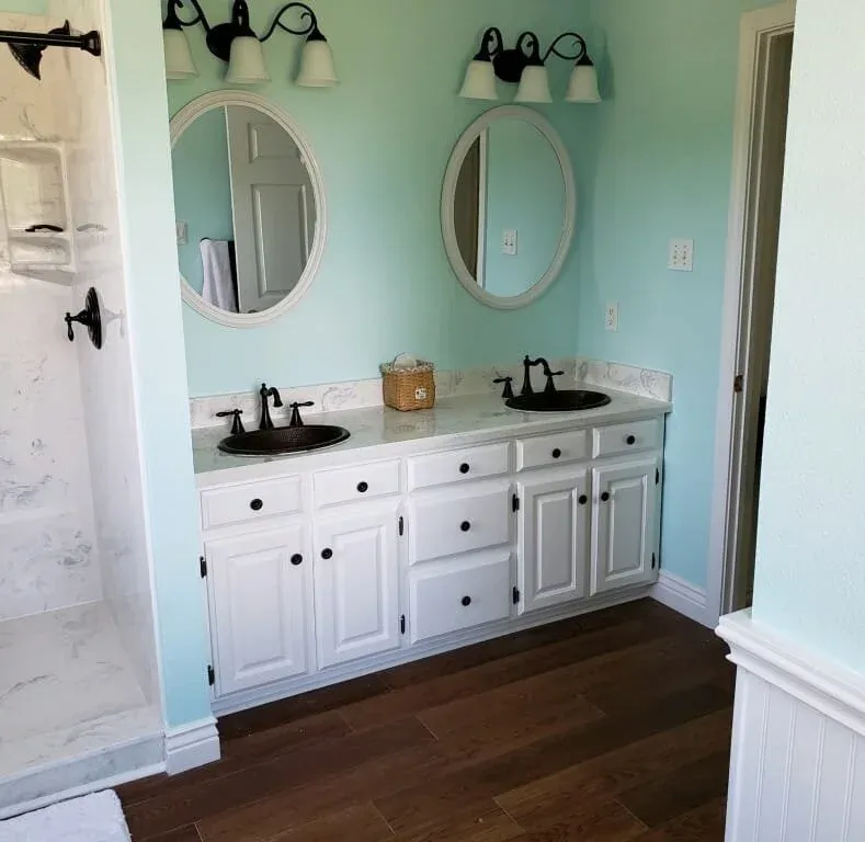 Greenville Bathroom obscure glass block window