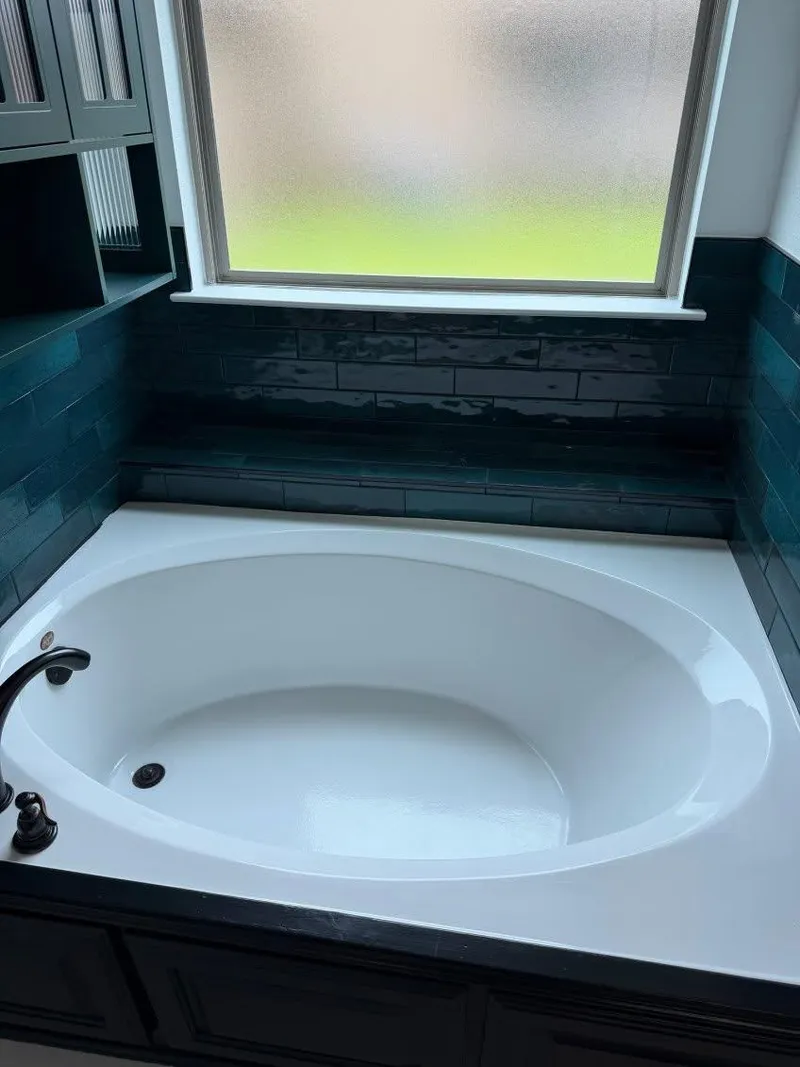 Finished view of the Lone Oak bathroom remodeling project