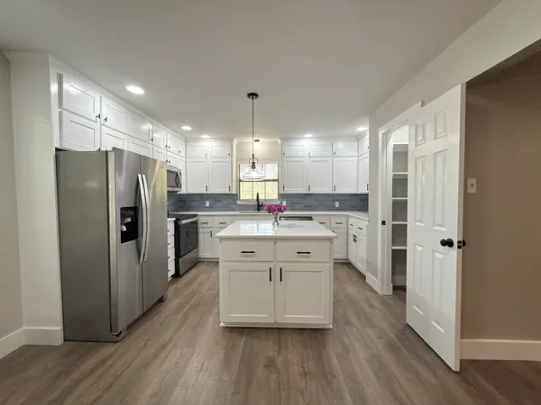 Campbell Kitchen view 3